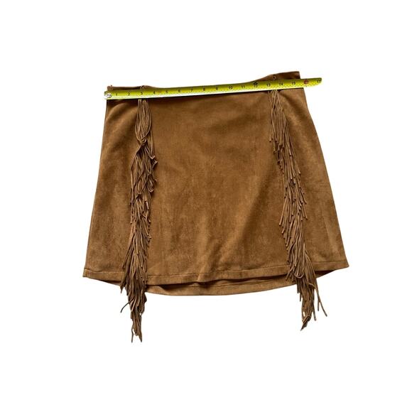Forever 21 Womens/Teen Fringe Faux Sude Mini Skirt Size Large Western Fall - Picture 3 of 7